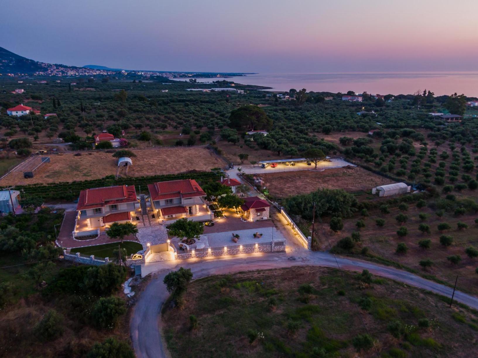 Terra Helios Suites & Studios Kyparissia Exteriér fotografie