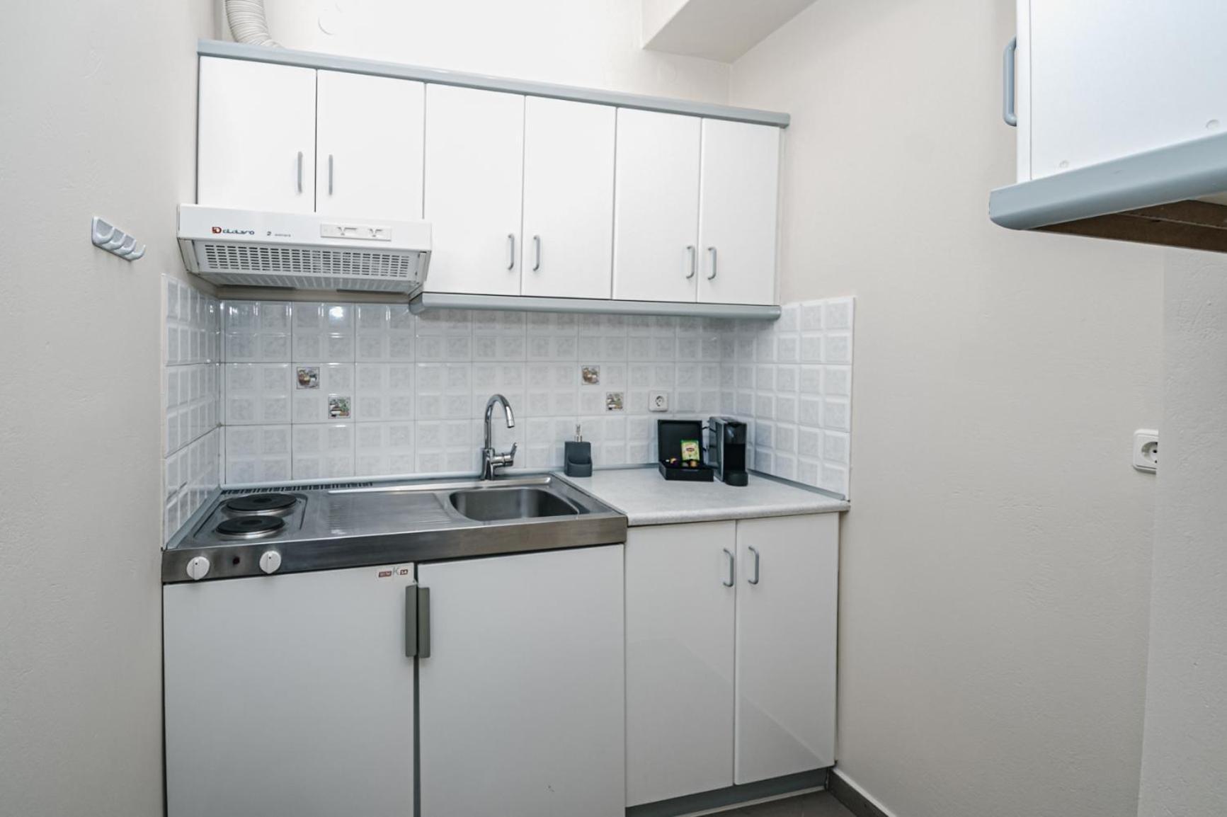 Terra Helios Suites & Studios Kyparissia Pokoj fotografie